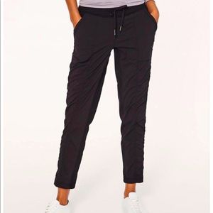Lululemon Street to Studio pant ll Black size 2